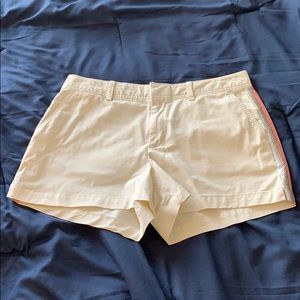 Gap 3” Shorts